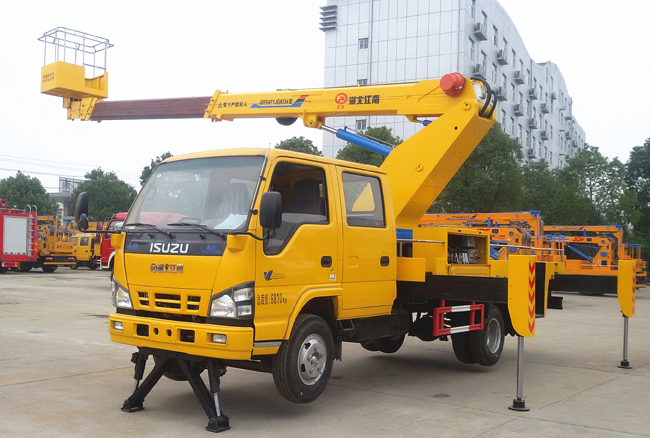 國(guó)六新款慶鈴五十鈴20米伸縮臂高空作業(yè)車